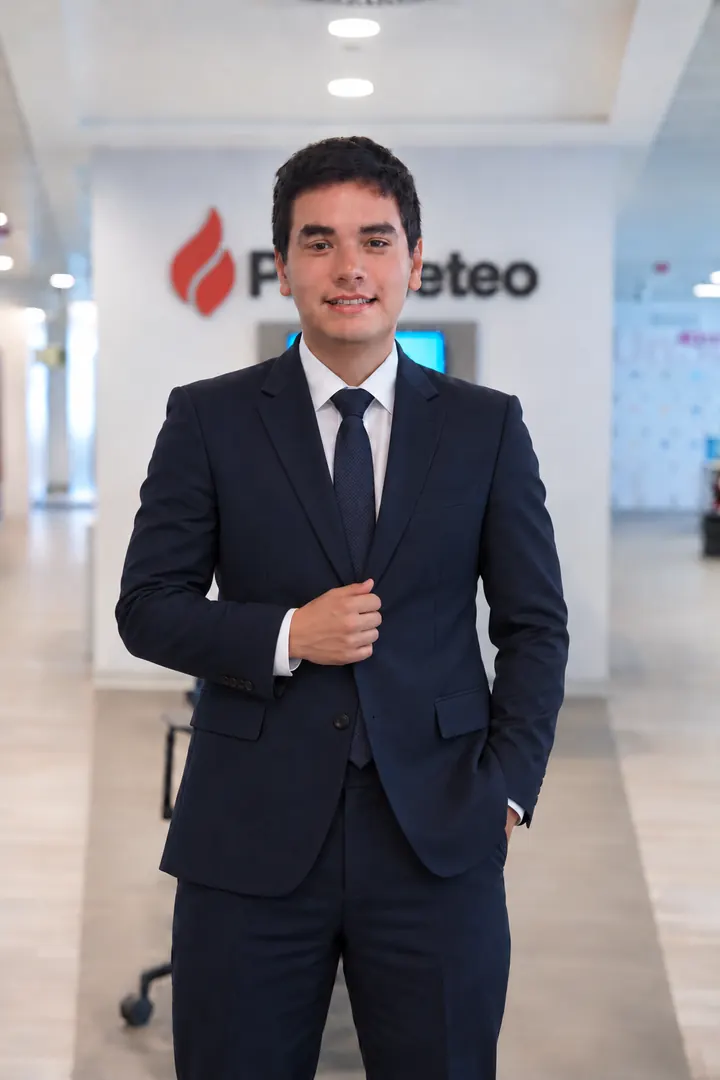Sebastian Alvarez